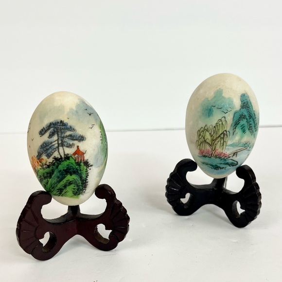 Vintage Set of Hand Painted Oriental Landscape Stone Egg - Picture 12 of 12